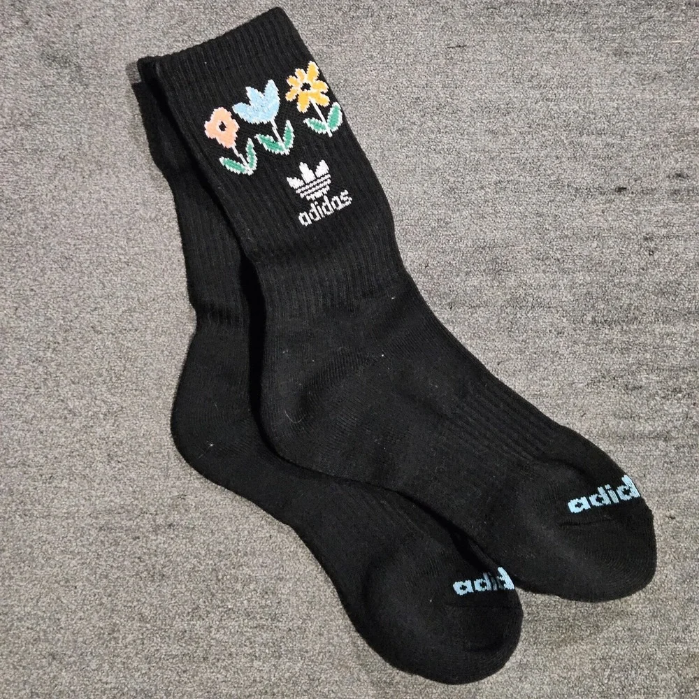 adidas Originals adidas floral